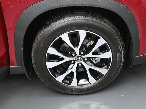 Certified 2026 Toyota Grand Highlander AWD Hybrid image 40