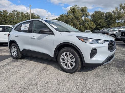 New 2026 Ford Escape Active image 3