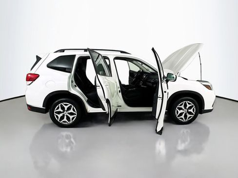 Used 2021 Subaru Forester Premium AWD/4WD image 25