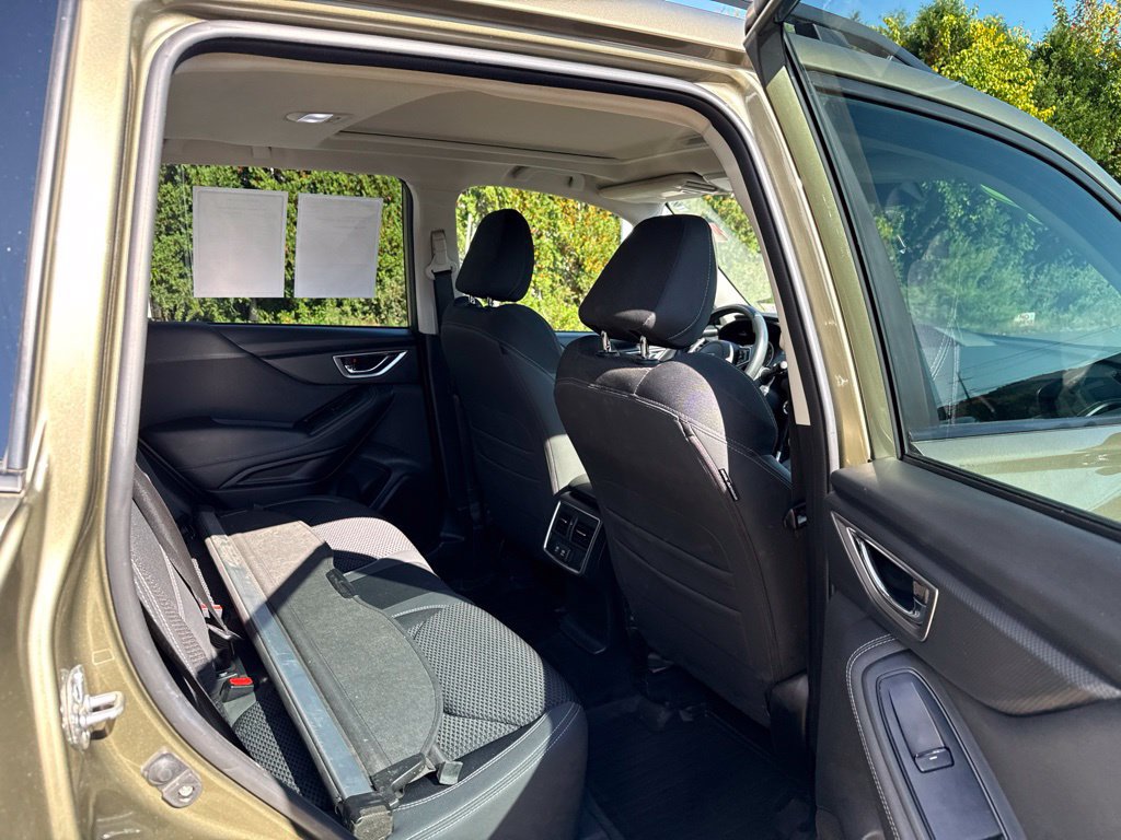 Used 2022 Subaru Forester Premium AWD/4WD image 13