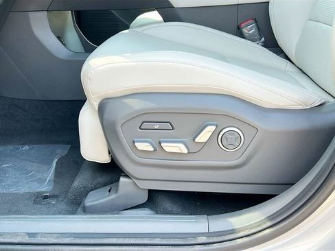 New 2025 Hyundai Santa Fe Calligraphy image 15