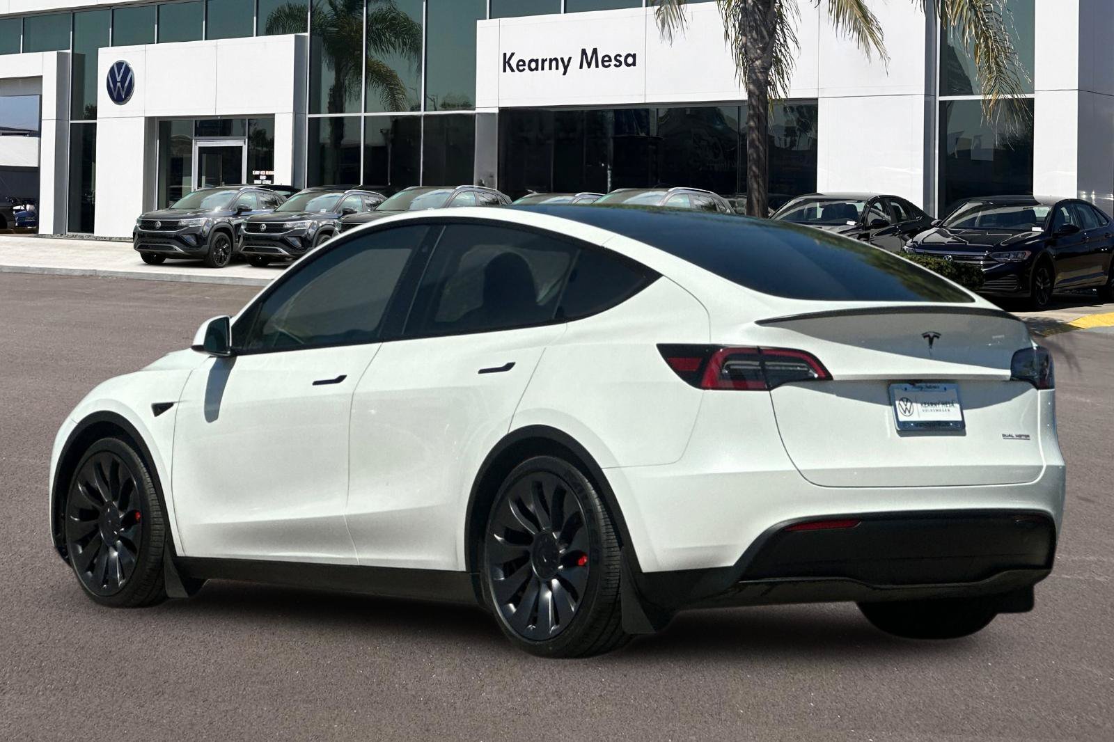 Used 2023 Tesla Model Y Performance AWD/4WD image 6