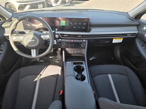 New 2025 Hyundai Sonata SEL image 17