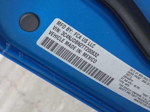 New 2026 Jeep Compass Latitude image 39