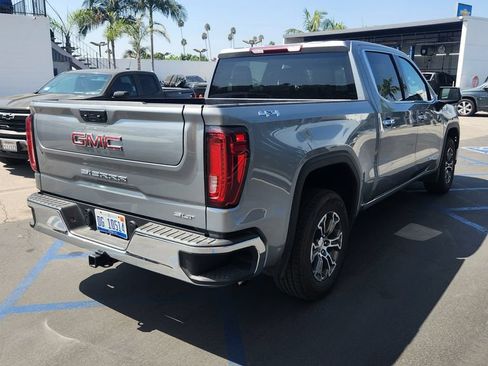 Used 2025 GMC Sierra 1500 SLT AWD/4WD image 6