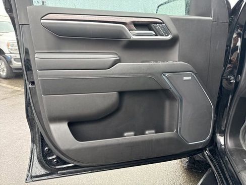 Used 2024 Chevrolet Silverado 1500 LTZ w/ Technology Package image 25