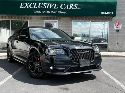 Used 2022 Chrysler 300 Touring L