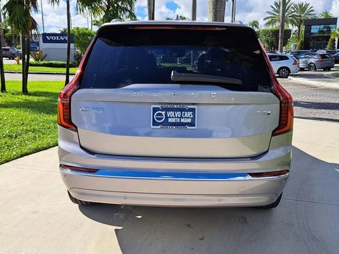 New 2026 Volvo XC90 T8 Plus AWD/4WD image 4