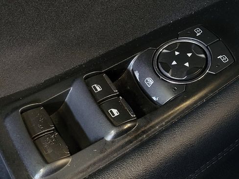 Used 2018 Ford Edge SEL AWD/4WD image 27