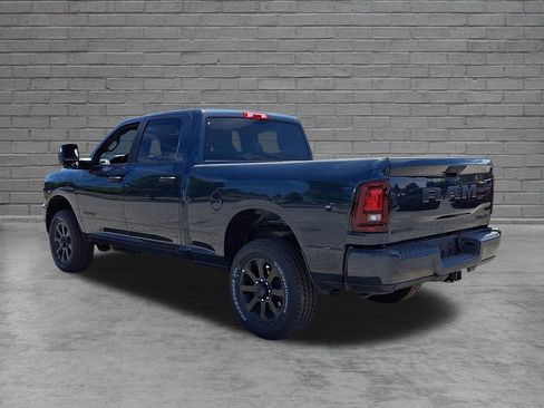 New 2026 RAM 2500 Big Horn AWD/4WD image 6