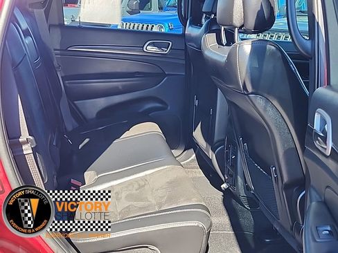 Certified 2022 Jeep Grand Cherokee Laredo X image 29