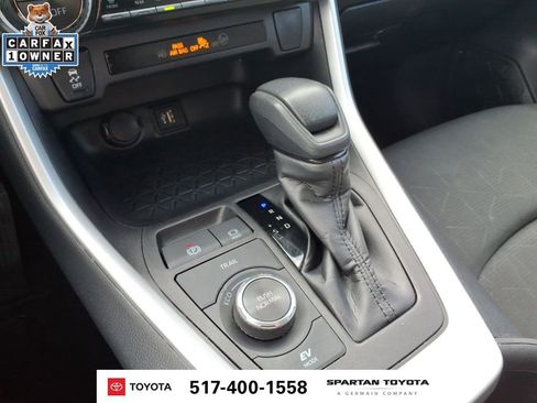 Used 2025 Toyota RAV4 XLE AWD/4WD image 23