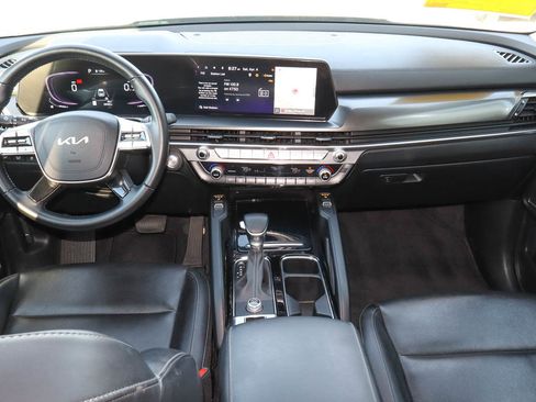 Used 2025 Kia Telluride S image 11