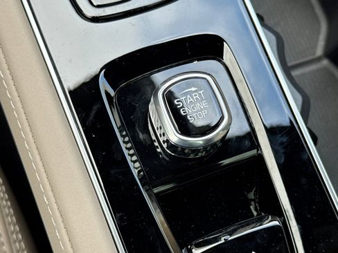 New 2026 Volvo XC90 T8 Ultra w/ Lounge Package AWD/4WD image 26