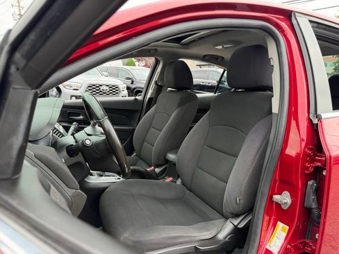 Used 2012 Chevrolet Cruze LT w/ All-Star Edition FWD image 16