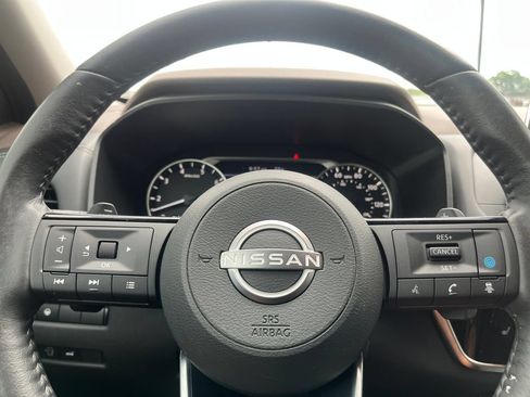 Certified 2023 Nissan Rogue SL AWD/4WD image 43