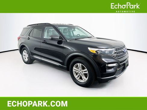 Used 2024 Ford Explorer XLT w/ Equipment Group 202A image 1