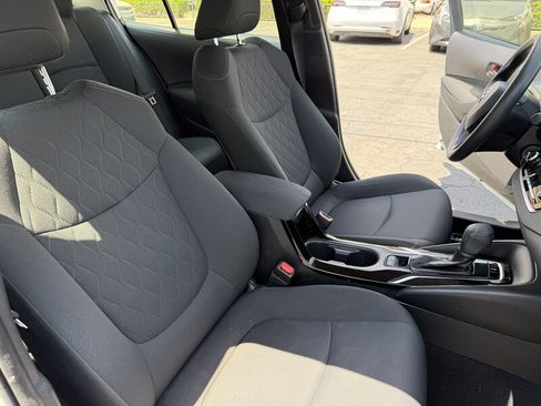 Used 2022 Toyota Corolla LE w/ Carpet Mat Package (TMS) FWD image 11