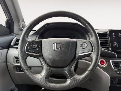 Used 2021 Honda Pilot EX image 16