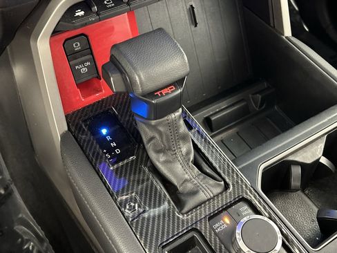 Used 2022 Toyota Tundra Limited w/ TRD Off-Road Package AWD/4WD image 15