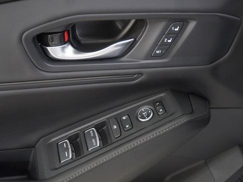 Used 2025 Honda Accord Sport image 18