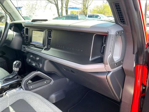 Used 2023 Ford Bronco Big Bend AWD/4WD image 12