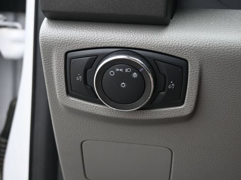 Used 2020 Ford F350 XL w/ Power Equipment Group AWD/4WD image 32