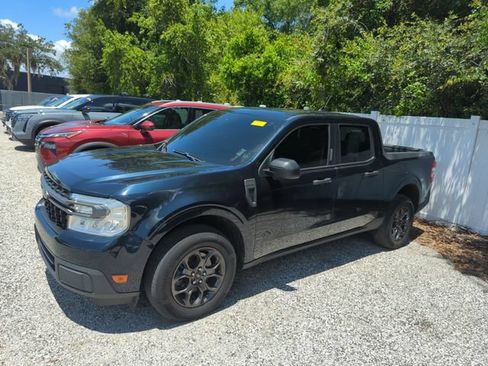 Used 2022 Ford Maverick XLT FWD image 2