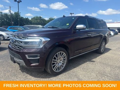 Used 2024 Ford Expedition Max Platinum AWD/4WD image 5