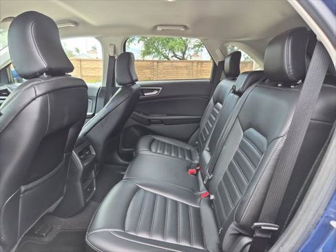Used 2023 Ford Edge SEL AWD/4WD image 16