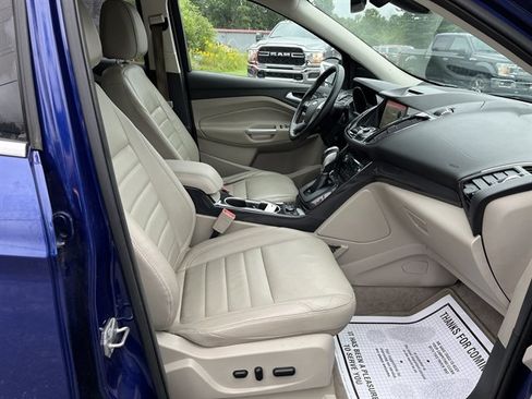 Used 2016 Ford Escape Titanium w/ Equipment Group 301A AWD/4WD image 31