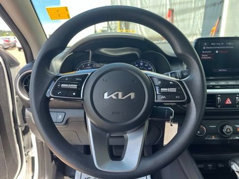 Used 2023 Kia Forte LXS FWD image 18