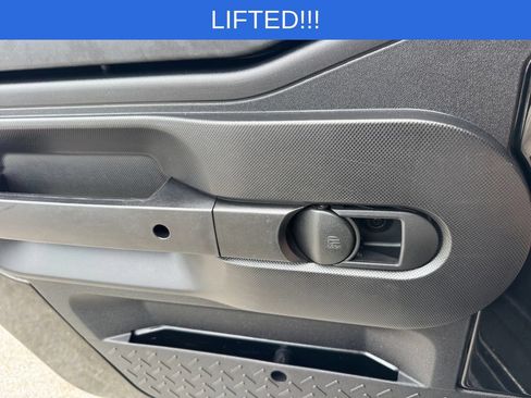 Used 2016 Jeep Wrangler Sport AWD/4WD image 16