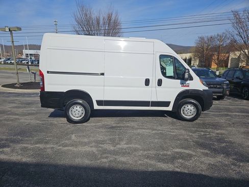 Used 2019 RAM ProMaster 1500 image 7