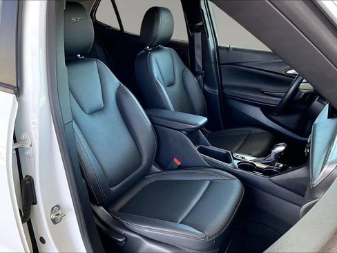 Certified 2024 Buick Encore GX Sport Touring AWD/4WD image 28