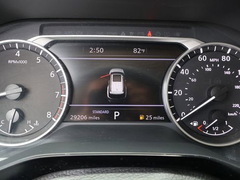 Used 2024 Nissan Pathfinder SL image 43