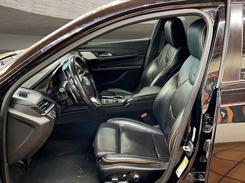Used 2021 Cadillac CT4 V w/ Climate Package RWD image 22