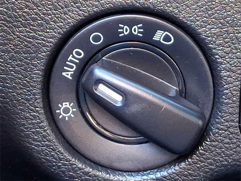 Used 2020 Dodge Charger SXT w/ Blacktop Package image 23