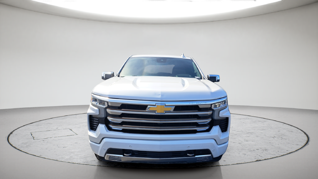 Used 2022 Chevrolet Silverado 1500 High Country w/ Z71 Off-Road Package AWD/4WD image 2