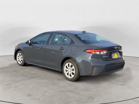 Used 2024 Toyota Corolla LE image 5