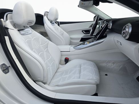 New 2026 Mercedes-Benz Maybach SL 680 image 24