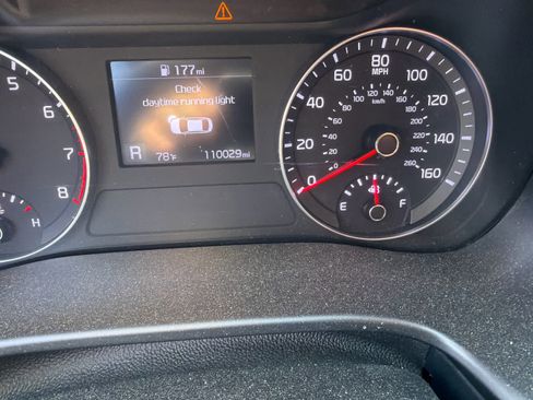 Used 2021 Kia Forte LXS FWD image 9