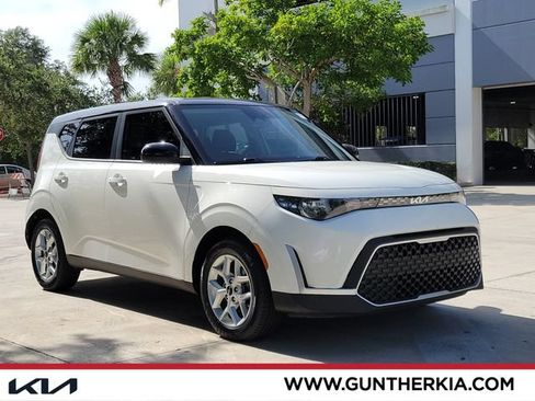 Certified 2023 Kia Soul S FWD image 1