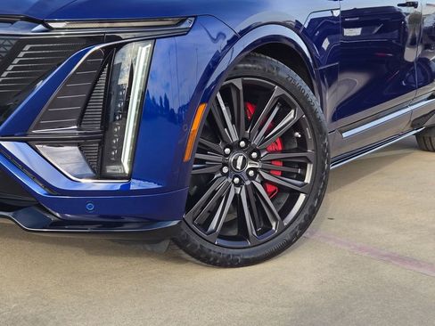 Certified 2026 Cadillac Lyriq V image 7