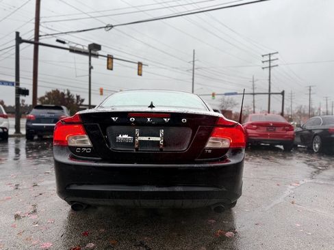 Used 2011 Volvo C70 T5 image 4