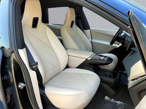Used 2024 BMW iX xDrive50 AWD/4WD image 22