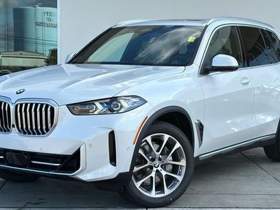 New 2026 BMW X5 sDrive40i w/ Premium Package