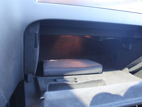 Used 2016 Audi A4 Premium Plus w/ Technology Package image 35