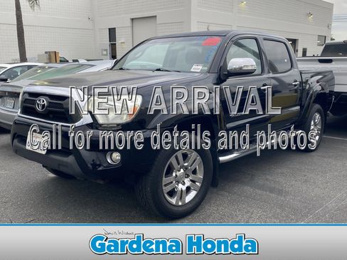 Used 2014 Toyota Tacoma 4x4 Double Cab w/ Limited Package image 1