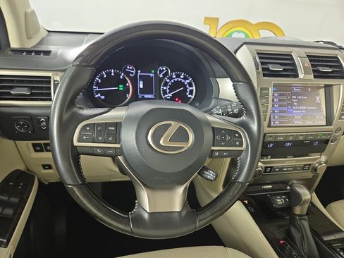 Used 2020 Lexus GX 460 Premium w/ Premium Package AWD/4WD image 15